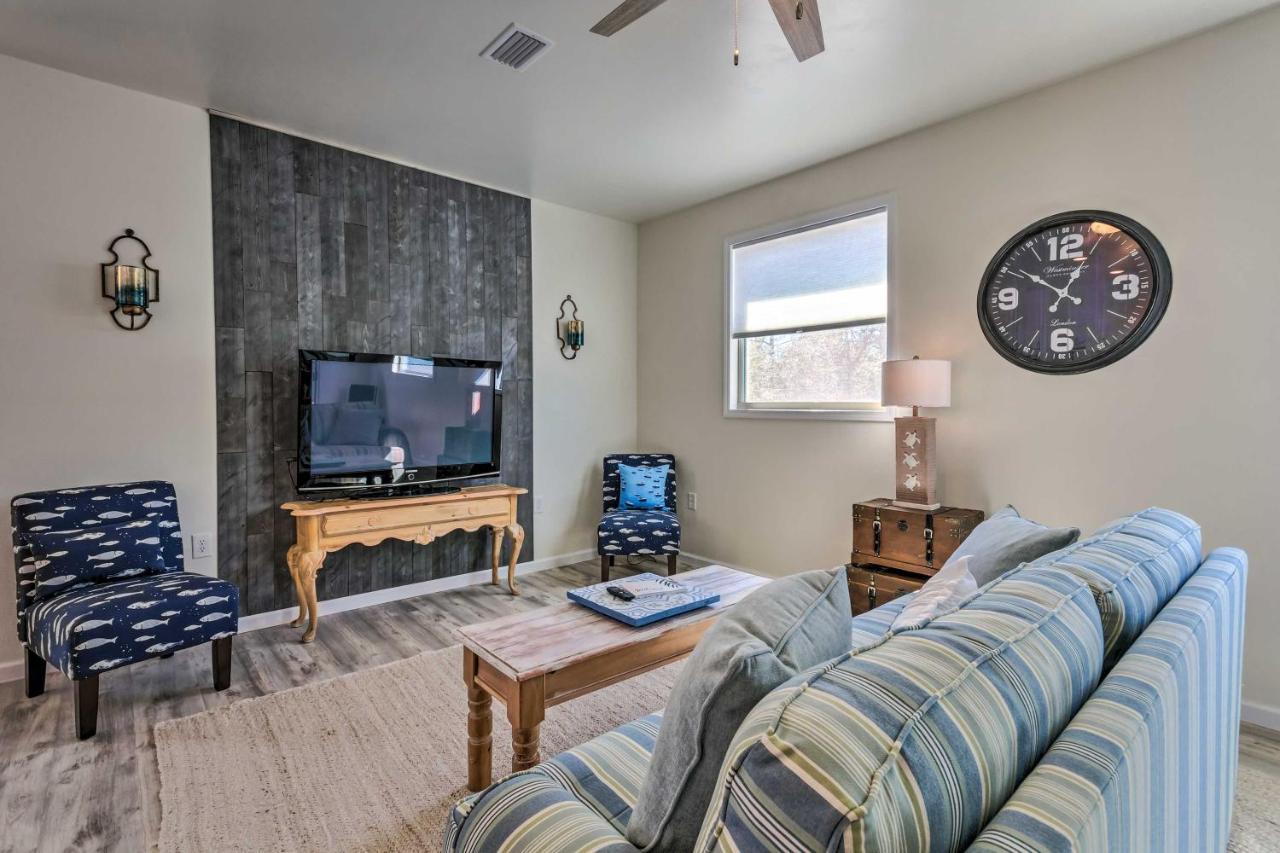 East Bay Vacation Rental With Dock! Наварр Экстерьер фото